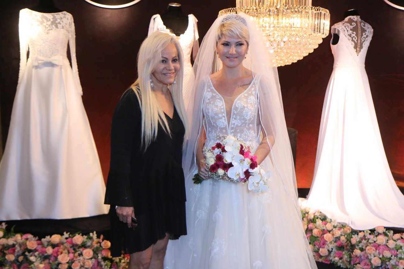 Desfile-Noivas-Inesqueciveis-Ivana-Beaumond-Paris-modelos-icweek-2018 (110)