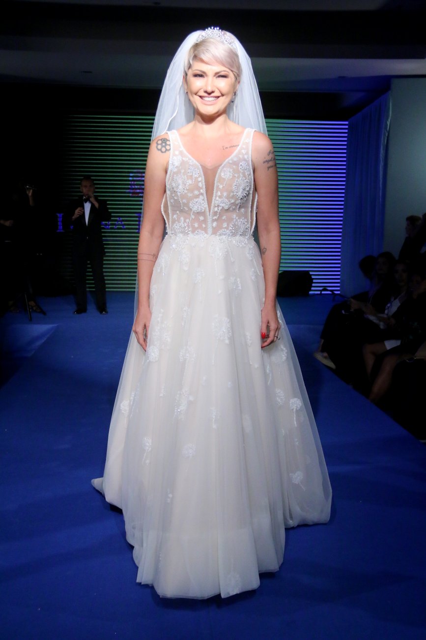 Desfile-Noivas-Inesqueciveis-Ivana-Beaumond-Paris-modelos-icweek-2018 (95)