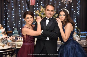 ANA CAROL DEBUTANTE 15 ANOS VESTIDO ATELIER IVANA BEAUMOND RJ (7)