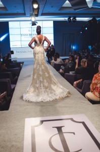 AdrianaBombom-DaniVieira-SheslaineHayalla-desfilam-de-IvanaBeaumond-no-inesquecivel-casamento-icweek-2017 (44)