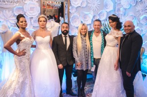 AdrianaBombom-DaniVieira-SheslaineHayalla-desfilam-de-IvanaBeaumond-no-inesquecivel-casamento-icweek-2017 (46)
