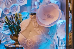 AdrianaBombom-DaniVieira-SheslaineHayalla-desfilam-de-IvanaBeaumond-no-inesquecivel-casamento-icweek-2017 (9)