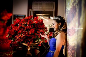 Atriz-Erika-Maps-veste-Ivana-Beaumond-Vestido-de-Debutante-rj (3)