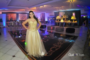 Debutante Rachel Veste Ivana Beaumond (35)