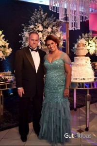 Debutante Rachel Veste Ivana Beaumond (5)