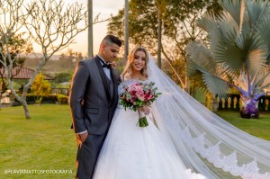 Monique e Daniel Noivas Vestido de Noiva rj Ivana Beaumond (12)