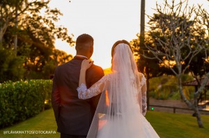 Monique e Daniel Noivas Vestido de Noiva rj Ivana Beaumond (6)