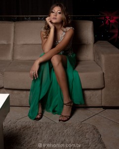 NIKKI MENEGHEL ANIVERSARIO VESTIDO DE DEBUTANTE RJ ATELIER IVANA BEAUMOND (3)