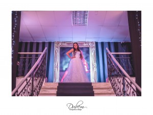 amandalandim-festa-de-15-anos-debutante-aniversario-vestidos-sobmedida-exclusivos-dourado-marsala-BYIVANABEAUMONDPARIS (6)