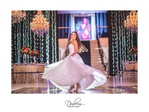 amandalandim-festa-de-15-anos-debutante-aniversario-vestidos-sobmedida-exclusivos-dourado-marsala-BYIVANABEAUMONDPARIS (7)