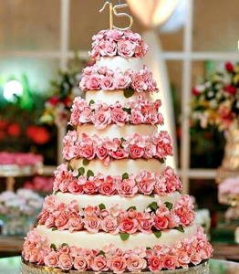 bolo-e-doces-festa-de-15-anos_Vestid-de-Debutante_blog-IvanaBeaumond (1)