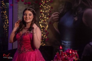 eduarda nicole fotos 15 anos atelier ivana beaumond vestido de debutante rosa pink preto  (10)