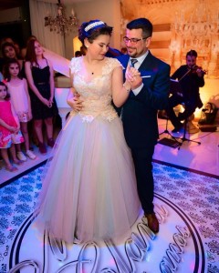 maria-clara-vestido-de-debutante-ivana-beaumond-paris (2)